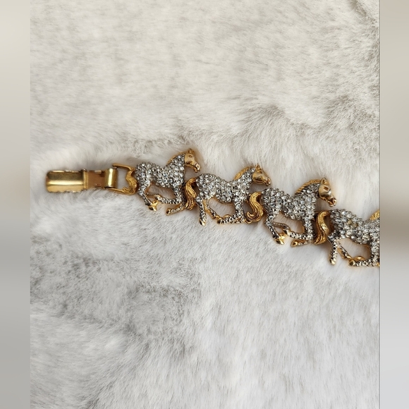 Butler Fifth Avenue Vintage Running Horses Crystal Bracelet - Picture 12 of 14